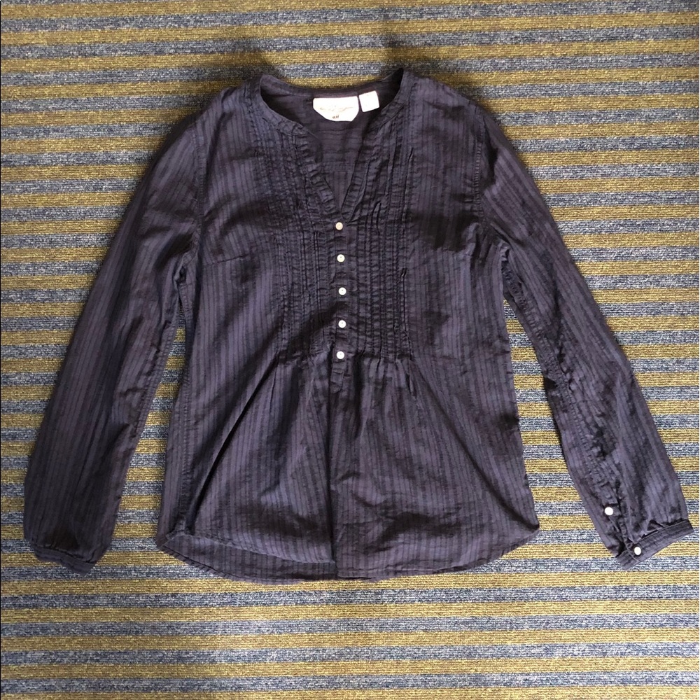 H&M navy blue top